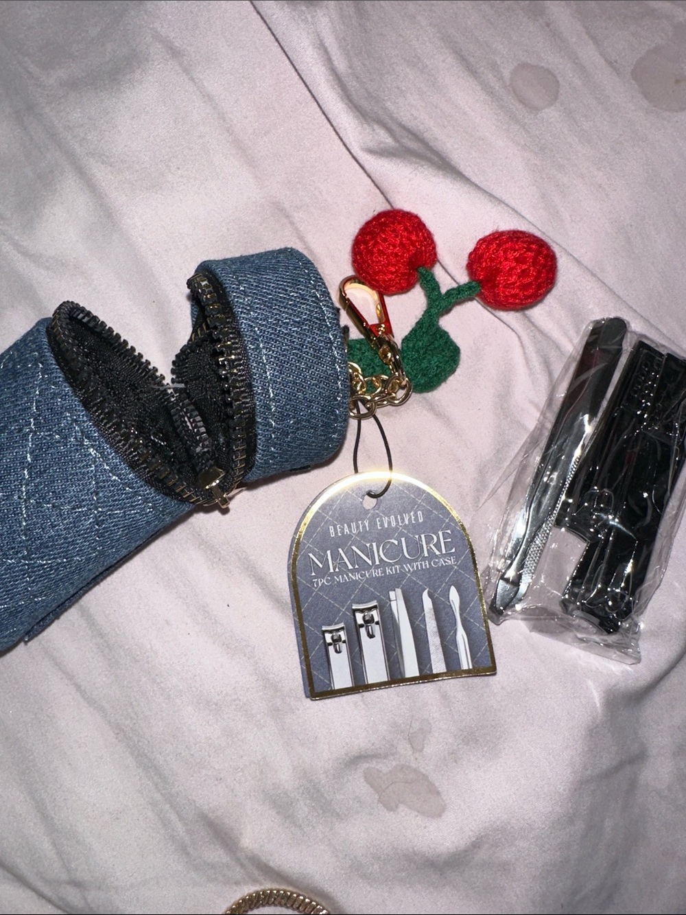 NWT Denim Cherry Key & Card Holder - Blue with Red cherry 4 pc manicure set - Picture 6 of 8